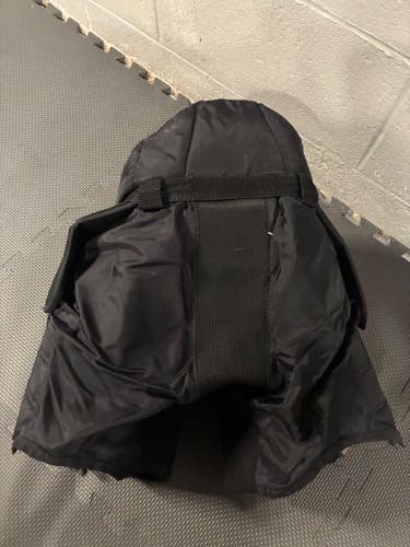 Junior Small / Medium Warrior Hockey Goalie Pants (Used)
