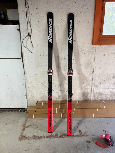2025 Nordica Dobermann GS WC 188 cm Racing Skis With Bindings Max Din 16 (Used)