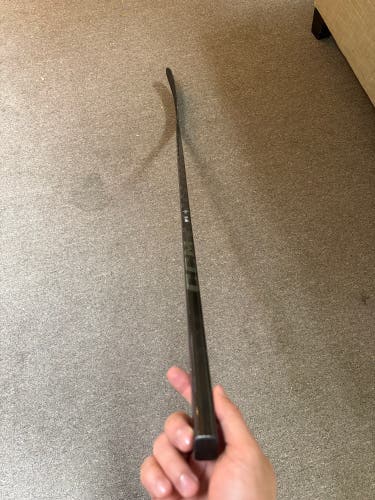 Junior CCM XF Ghost Right Handed Hockey Stick 50 Flex (Used)