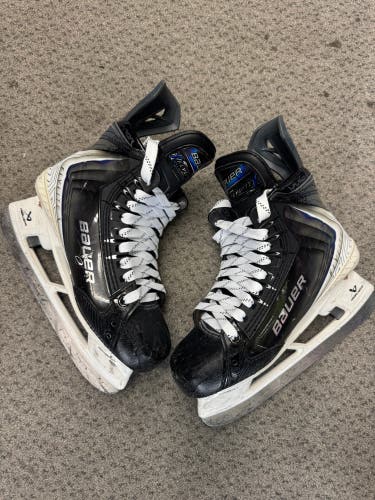 2025 Bauer Vapor Flylite Hockey Skates Size 5.5 (New) Fit 2