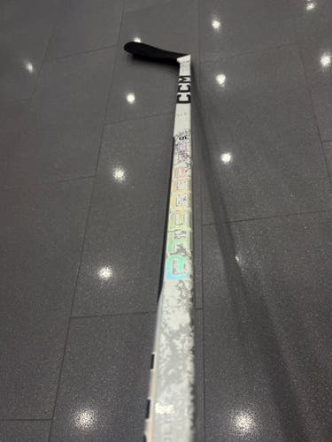 Senior CCM Ribcor Trigger 9 Pro Left Hand Hockey Stick P29 70 Flex (Used)