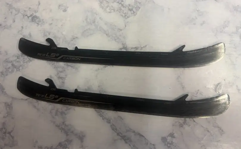 Bauer TUUK LS5 Carbon 238mm Hockey Skate Blades.