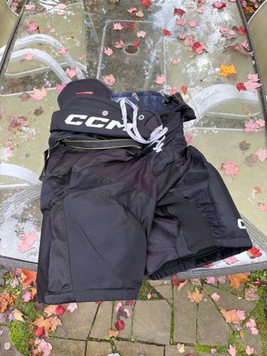 Senior Small Bauer Hockey Pants (Used)