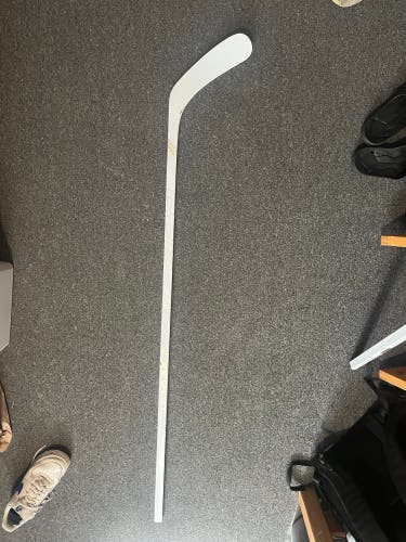 Senior CCM XF Ghost Right Handed Hockey Stick P29 75 Flex (New)