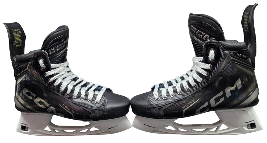 CCM Tacks XF Pro Stock Hockey Skates 9 Regular NEW (16176)