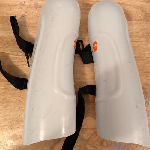 Shins Classic Junior POC (Used)