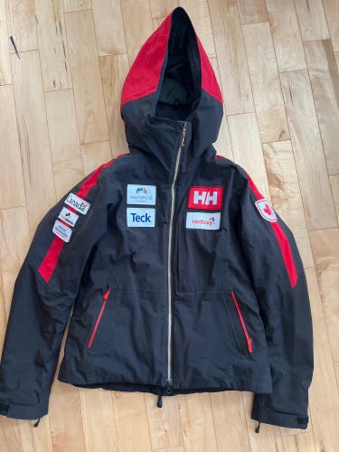 Black Women's Adult Medium Helly Hansen Jacket (Used)