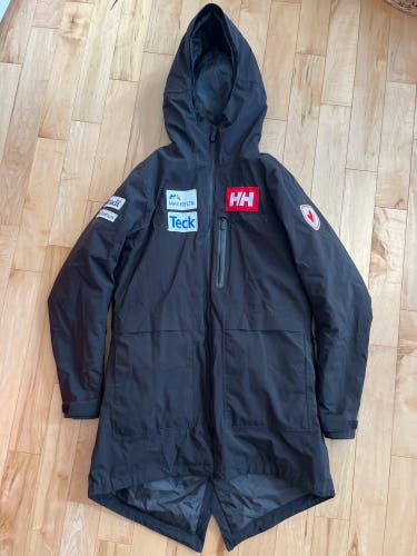 Black Women's Adult Medium Helly Hansen Long Jacket (Used)