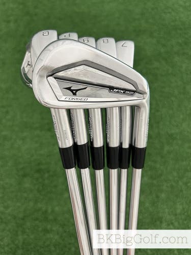 Mizuno JPX 921 Forged Iron Set 6-G / Dynamic Gold S200 Stiff
