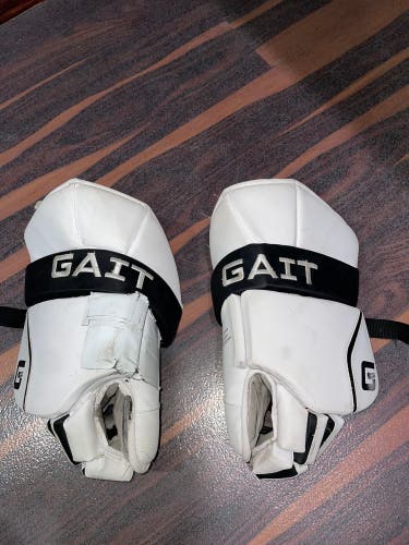 Large White Gait Goalie Lacrosse Gloves (Used)