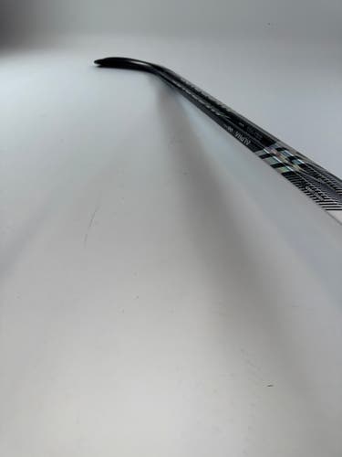 2 Pack Warrior Alpha LX2 Pro 90 Flex Custom P92 RH Tactile Grip Pro Stock Hockey Stick (New)
