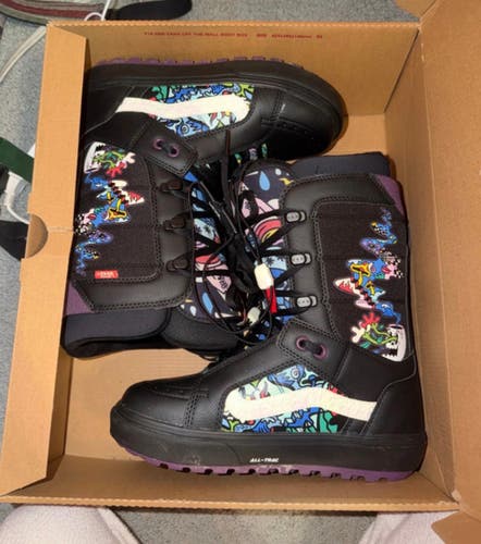 Unisex Size M 7.0 (W 8.0) Vans Snowboard Boots Medium Flex All Mountain (New)