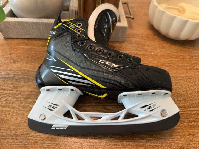 2024 CCM Tacks XF Pro Hockey Skates Extra Wide Width Size 5.5 (New)