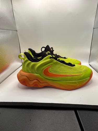 Green Unisex 5.5Y (Big Kids / Youth) Youth Nike Giannis Immortality Shoes (Used)