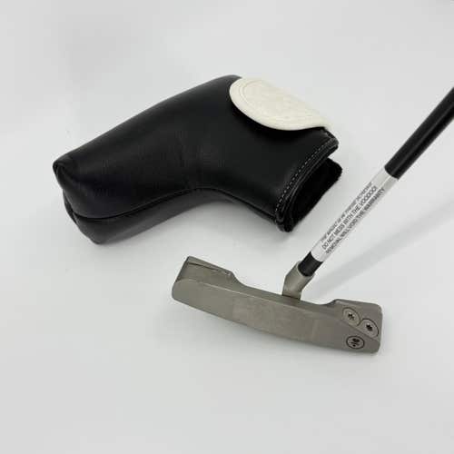 L.A.B. Golf Link 1 Putter RH Blade 33 1/4" Headcover Used Graphite Golf Club