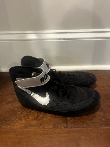 Nike (Used)
