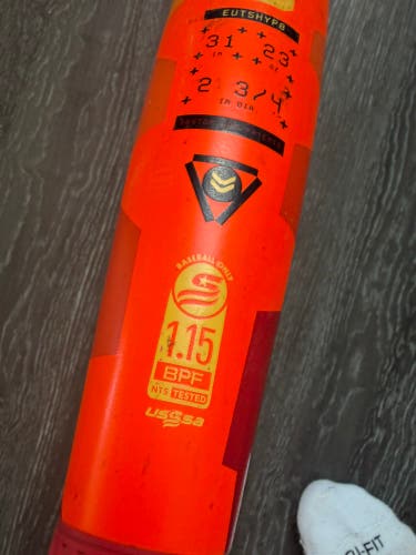 2025 Easton Hype Fire Composite USSSA Certified Bat (-8) 23 oz 31" (Used)