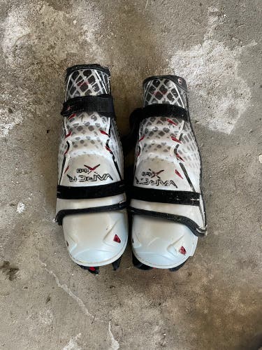Junior Bauer Shin Pads (Used)