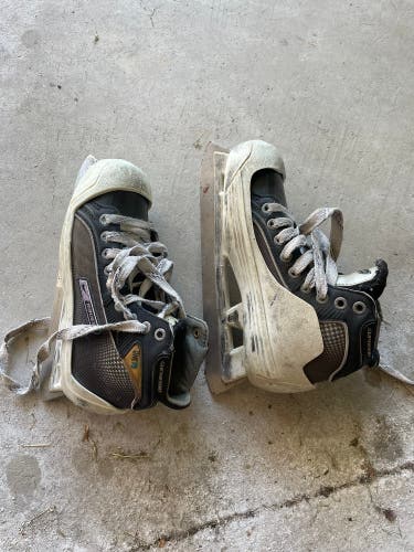 Bauer Hockey Goalie Skates (Used)