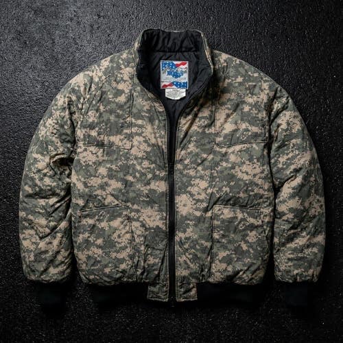 Wiggys Mens XXL Digital Camo Winter Jacket Lamilite Insulated Made USA Gorpcore
