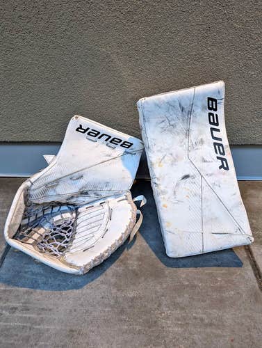 Bauer Full Right Glove and Blocker (Senior)