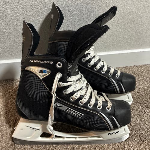Nike Bauer Supreme Ice Hockey Skates Tuk Black Sz 10R men’s 11.5