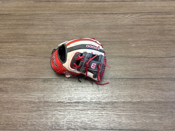 Wilson A2000 1786 ‘21 WBC Country Pride 11.5" I Web