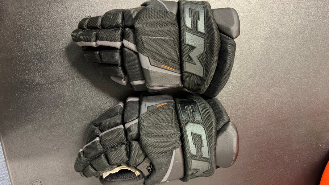 CCM Tacks XF Pro Gloves 13" Pro Stock (Used)