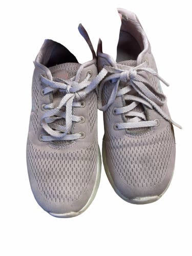 Skechers Arch Fit Size 5.5 US Pink Running Shoes