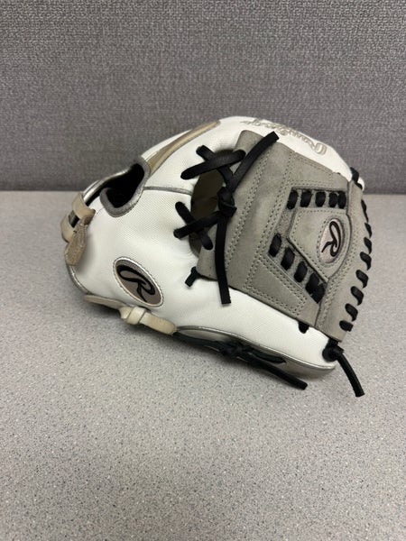 Rawlings Liberty Advanced RH Softball Glove 12" (Used)