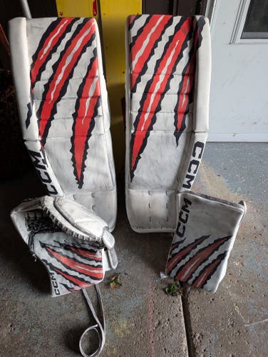34" 2025 CCM EFlex 7 Regular Goalie Full Set (Used)