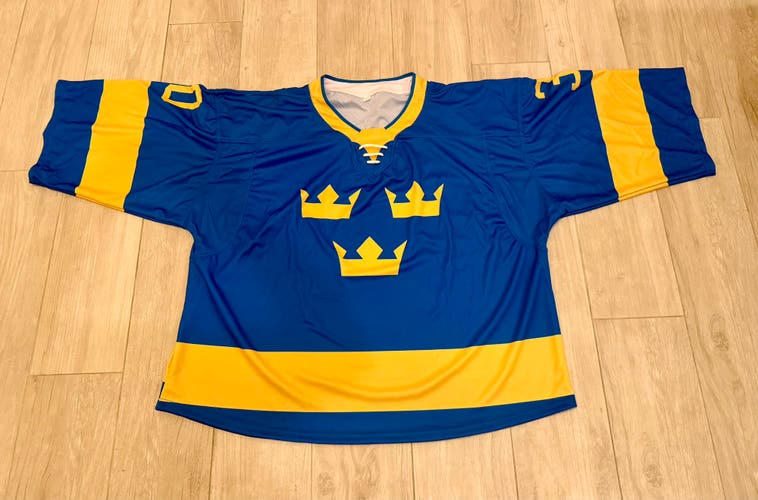 NEW Hockey Goalie Cut Jersey (SWEDEN BLUE)