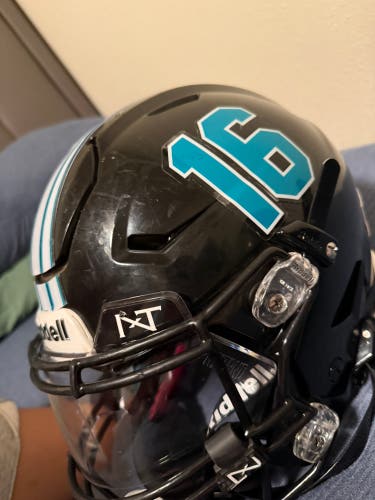 Black Youth Medium Riddell SpeedFlex Helmet (Used)