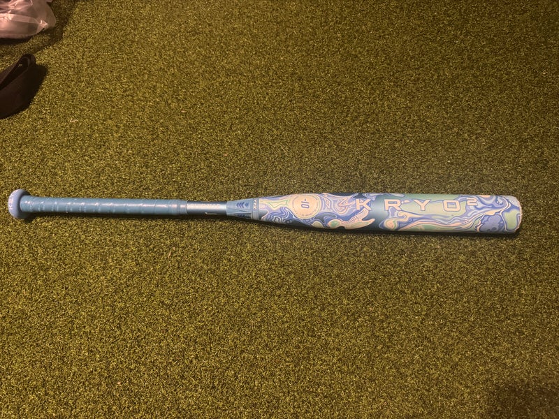 2027 Louisville Slugger Kryo2 Composite Bat (-10) 20 oz 30" (Used)