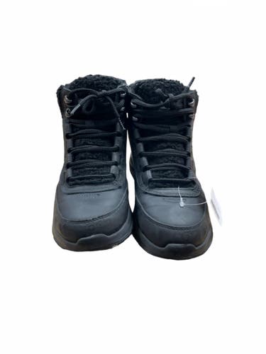 Skechers On-the-GO Joy Size 6 Waterproof Winter Boots