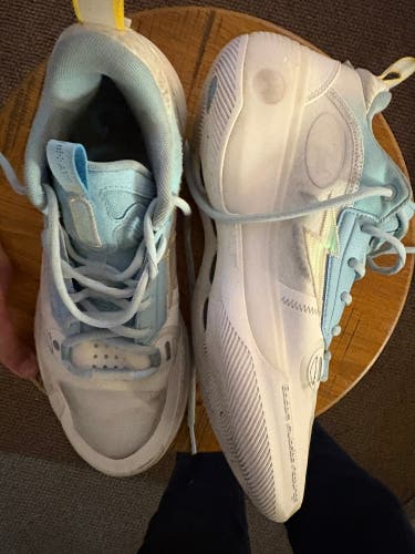 Men's Size M 11.0 (W 12.0) Shoes (Used)