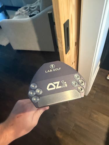 Mallet Right Handed Putter 34" (New)
