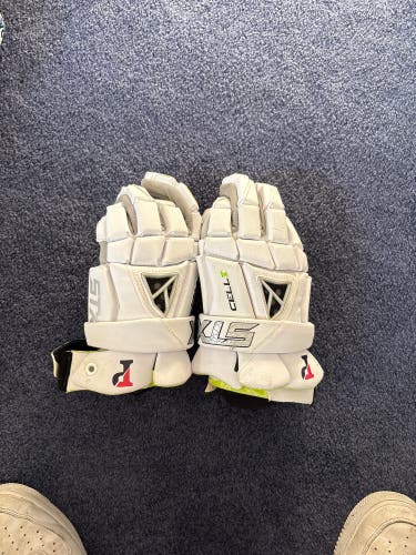 STX Cell VI Lacrosse Gloves (Used) UPenn Team Issued
