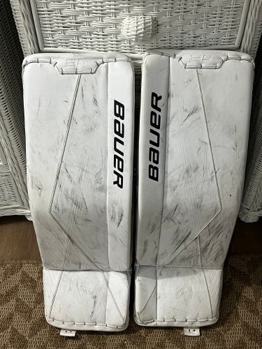 31" Bauer Supreme 3S Goalie Leg Pads (Used)