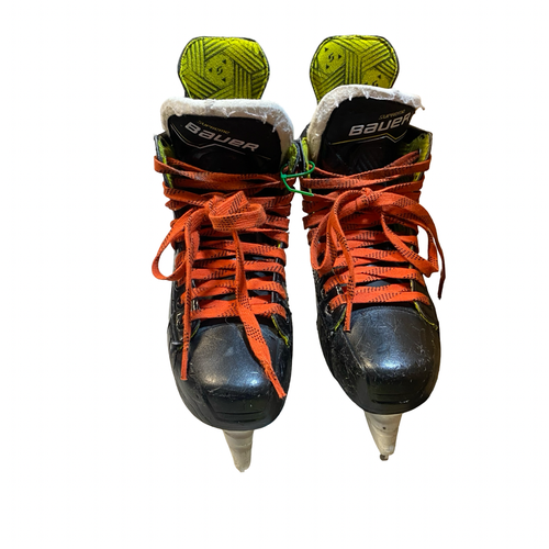 Used Bauer SUPREME M30 SZ 4.5EE Junior Hockey Skate Junior 04.5 11706-S000389648
