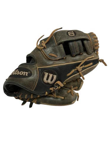 Used Wilson A2000 BB/SB Glove RH Throw Black 11 1/2" 11692-S000158937
