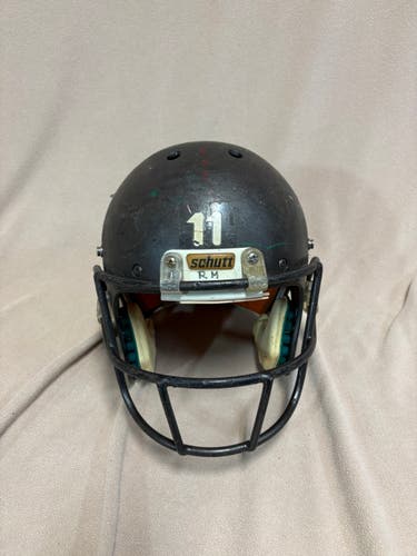 Black Youth XS Schutt Air XP Hybrid Helmet (Used)