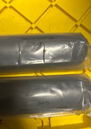 2 Bats (B45) (-3) 31.5 oz 33.5 (New)  Model B415 Premium Signature Yellow Birc