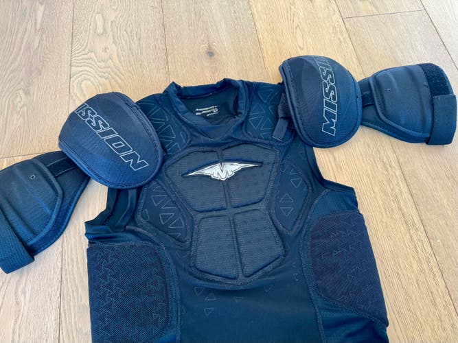Mission Pro Compression Padded Shirt - Senior Small