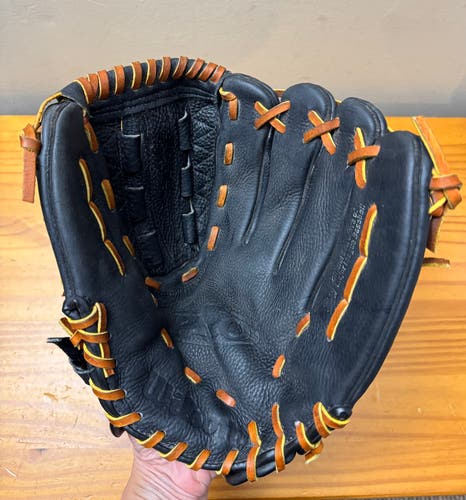 Wilson A1840 Pro 8 Baseball Glove 12” Black Leather Dual Hinge Pocket