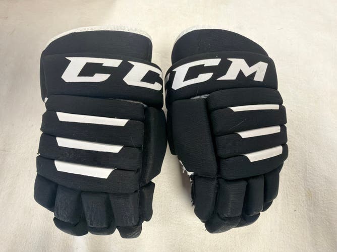 CCM Tacks 4R 2 Gloves 9" (Used)