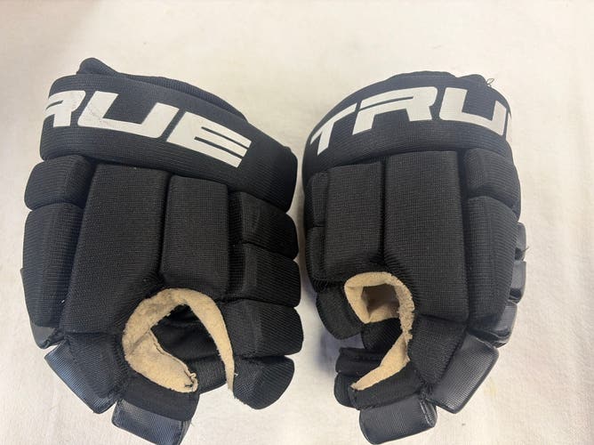 True XC9 Gloves 9" (Used)