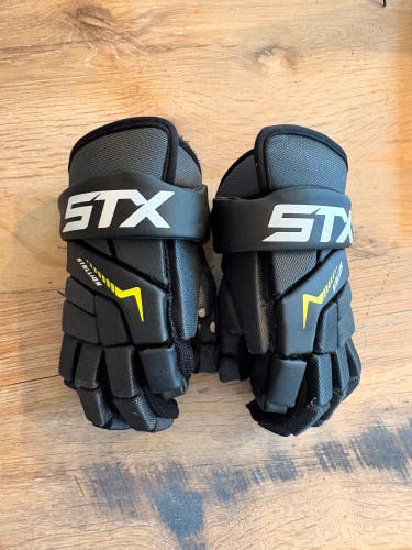 Youth STX Stallion 200 Lacrosse Gloves (Used)