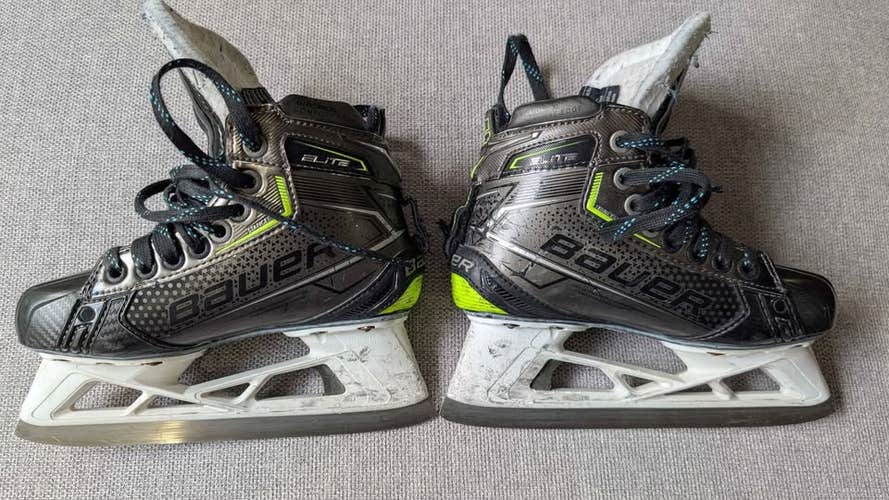Bauer Elite Hockey Goalie Skates - Junior Size 1 D