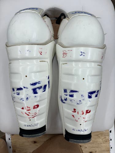 Senior Jofa 16" Shin Pads (Used)